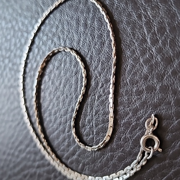 Jewelry - VTG Silver Chain Necklace